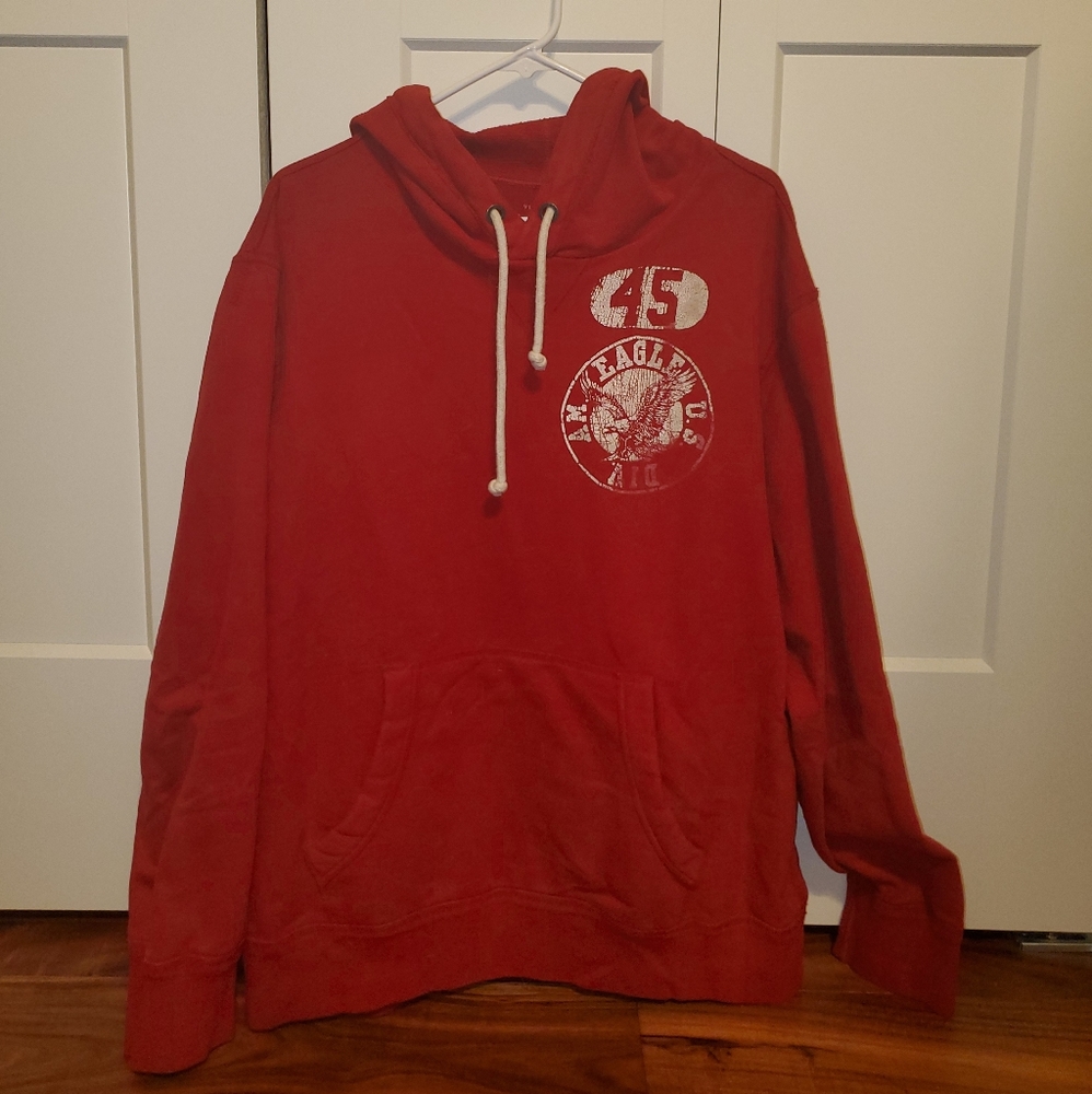 American Eagle pullover